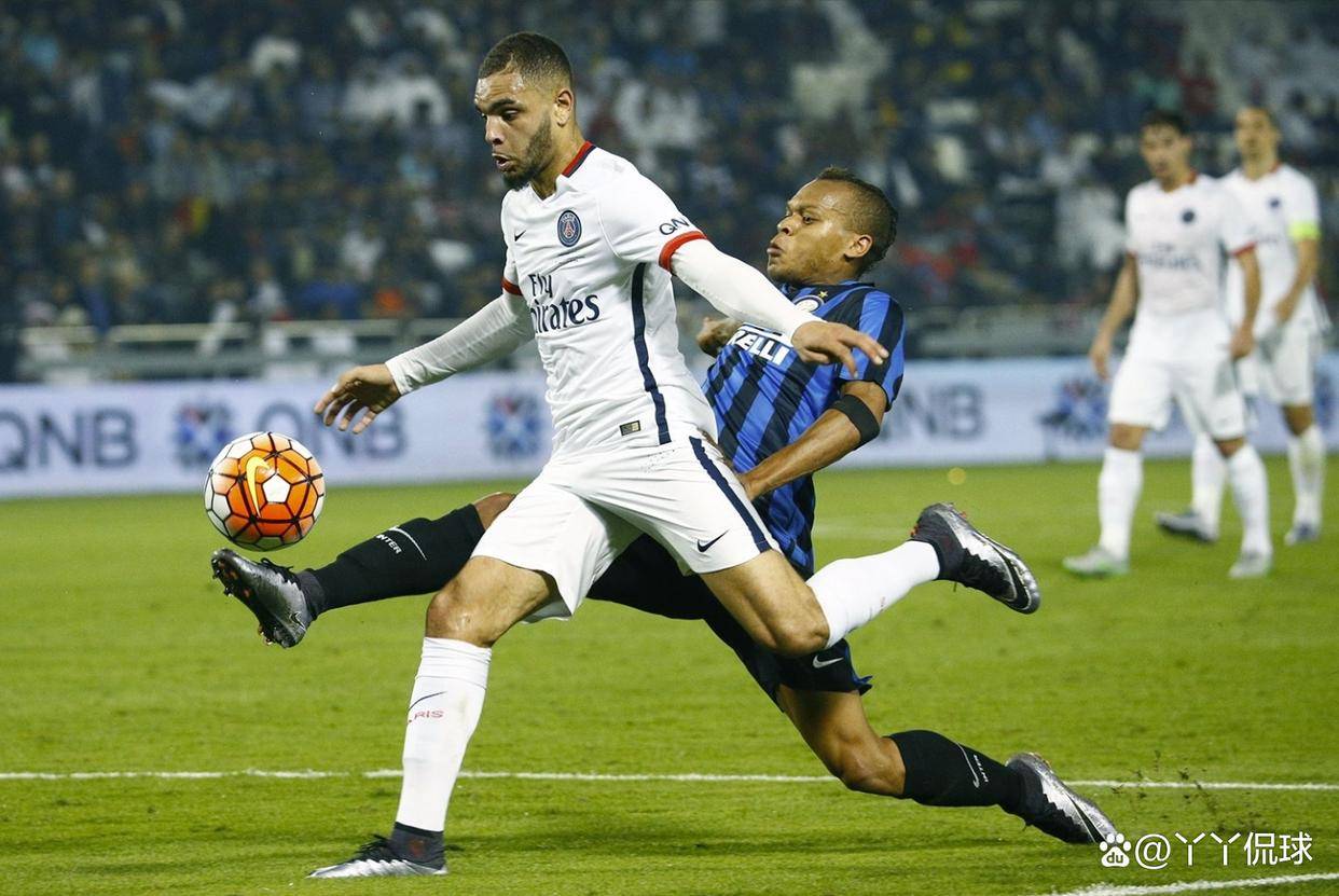 他更是在国 他更是在国