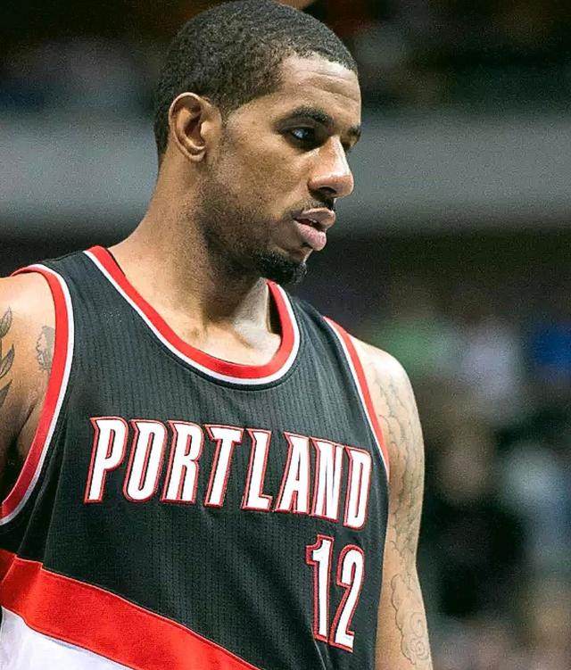 但他对加盟 但他对加盟